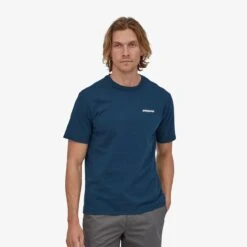 Patagonia P-6 Logo Responsibili-Tee Herre -Osprey || Icebreaker || Patagonia Butikk 38504 CTRB CS1