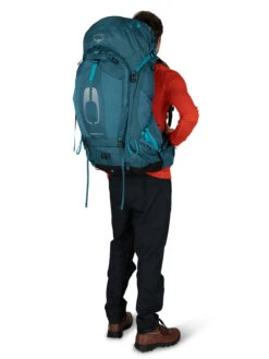 Osprey Atmos AG 65 Tursekk Herre -Osprey || Icebreaker || Patagonia Butikk Atmos 65L S22 OnBody2 VenturiBlue web