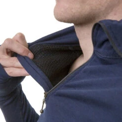 Brynje Arctic Zip Polo W/Thumbgrip (Herre) -Osprey || Icebreaker || Patagonia Butikk Brynje Arctic Zip Polo w thumbgrip Herre modell hals