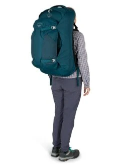Osprey Fairview 70 Backpackersekk (Dame) -Osprey || Icebreaker || Patagonia Butikk Fairview 70L F22 OnBody2 NightJungleBlue web