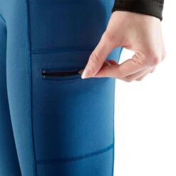 Abisko Trekking Turtights Dame -Osprey || Icebreaker || Patagonia Butikk Fjellreven Abisko Trekking Turtights Dame modell glidelaaslomme detalj