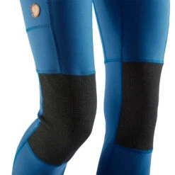 Abisko Trekking Turtights Dame -Osprey || Icebreaker || Patagonia Butikk Fjellreven Abisko Trekking Turtights Dame modell kne detalj