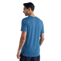 Icebreaker Sphere II SS T-skjorte (Herre) -Osprey || Icebreaker || Patagonia Butikk Icebreaker Sphere II SS Tskjorte Herre Azul modell bak