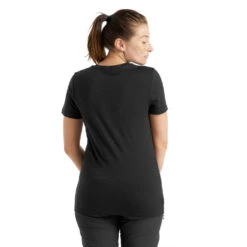 Icebreaker Tech Lite II SS T-skjorte (Dame) 20 Icebreaker Tech Lite II SS T-skjorte (Dame) -Osprey || Icebreaker || Patagonia Butikk Icebreaker Tech Lite II T Skjorte Black modell bak