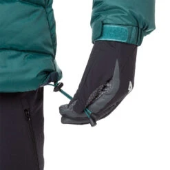 Mountain Equipment Senja Dunjakke Dame 15 Mountain Equipment Senja Dunjakke Dame -Osprey || Icebreaker || Patagonia Butikk Mountain Equipment Senja Dunjakke Dame modell snorestrammer
