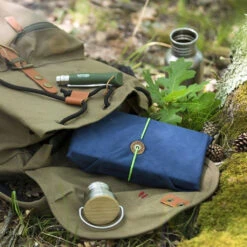 Opinel Nomad Cooking Kit Tursett -Osprey || Icebreaker || Patagonia Butikk Opinel Nomad Cooking Kit Tursett pakket i tursekken