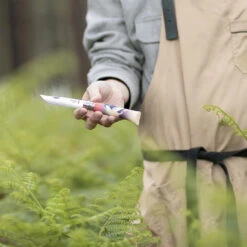 Opinel Escapade Edition N°08 Lommekniv (Elevation) -Osprey || Icebreaker || Patagonia Butikk Opinel Escapade Edition No 08 Lommekniv Elevation i handa