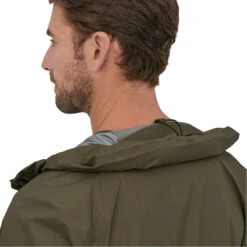 Patagonia Torrentshell 3L Jacket Regnjakke (Herre) -Osprey || Icebreaker || Patagonia Butikk Patagonia Torrentshell 3L Jacket Regnjakke Herre modell hette bak