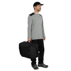 Osprey Ozone 2-Wheel Carry-on 40 Liter -Osprey || Icebreaker || Patagonia Butikk ozone2wcarryon f22 onbody5 black.jpg 1